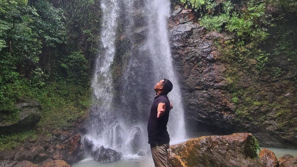 cunca rii wisata wae lolos