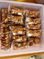 buy fried peanuts at wisata wae lolos